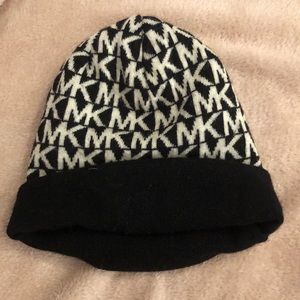 MK BEANIE💵